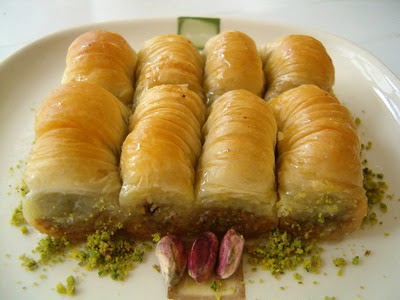 tatli gnder Essiz lezzette 1 kilo Fistikli Sari Burma  Ankara iek online iek siparii 